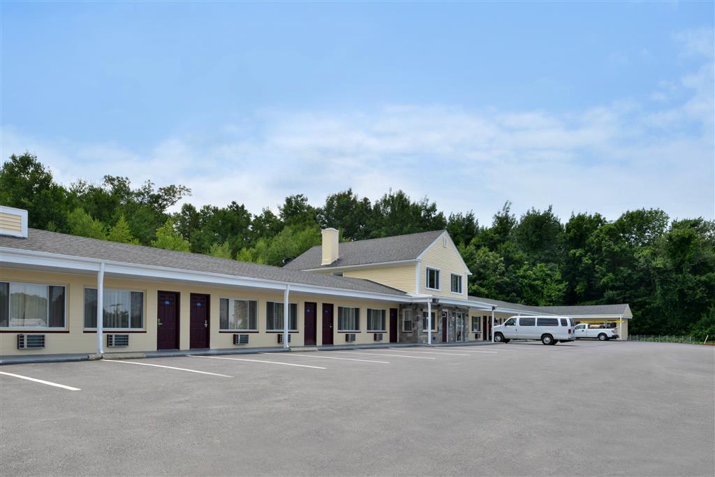 Americas Best Value Inn Providence-North Scituate Zewnętrze zdjęcie